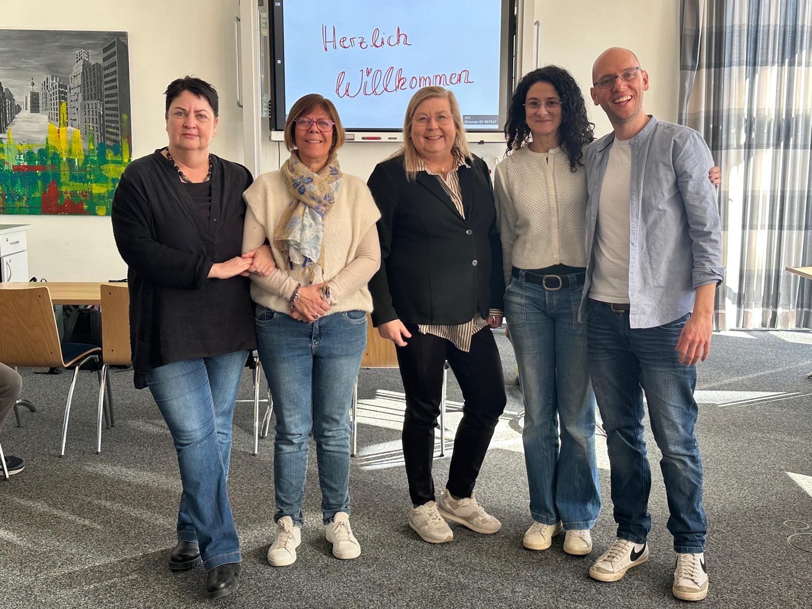 ff3319c2-86ed-4ad3-bda0-77f96006026d